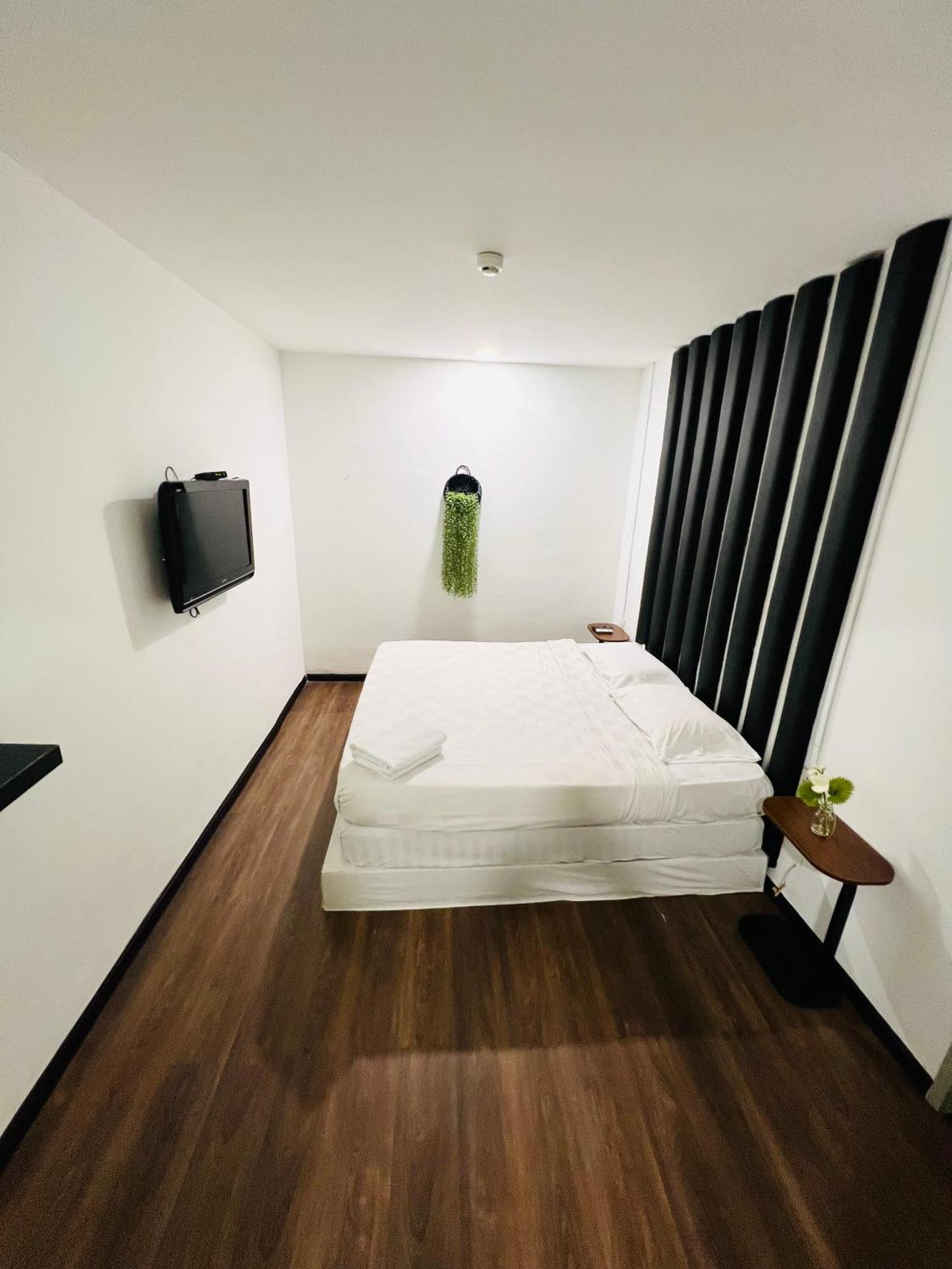V Hotel Melaka ภายนอก รูปภาพ