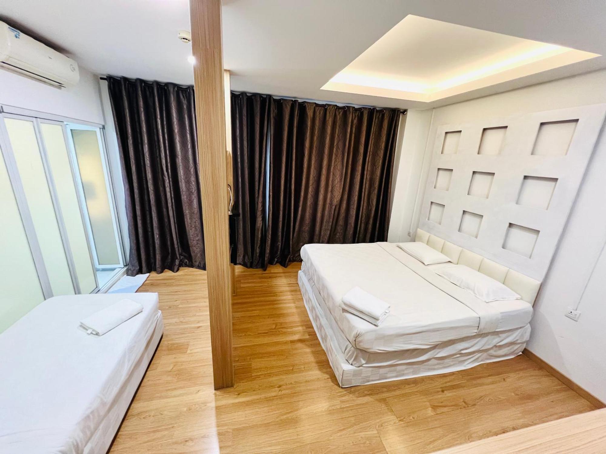 V Hotel Melaka ภายนอก รูปภาพ