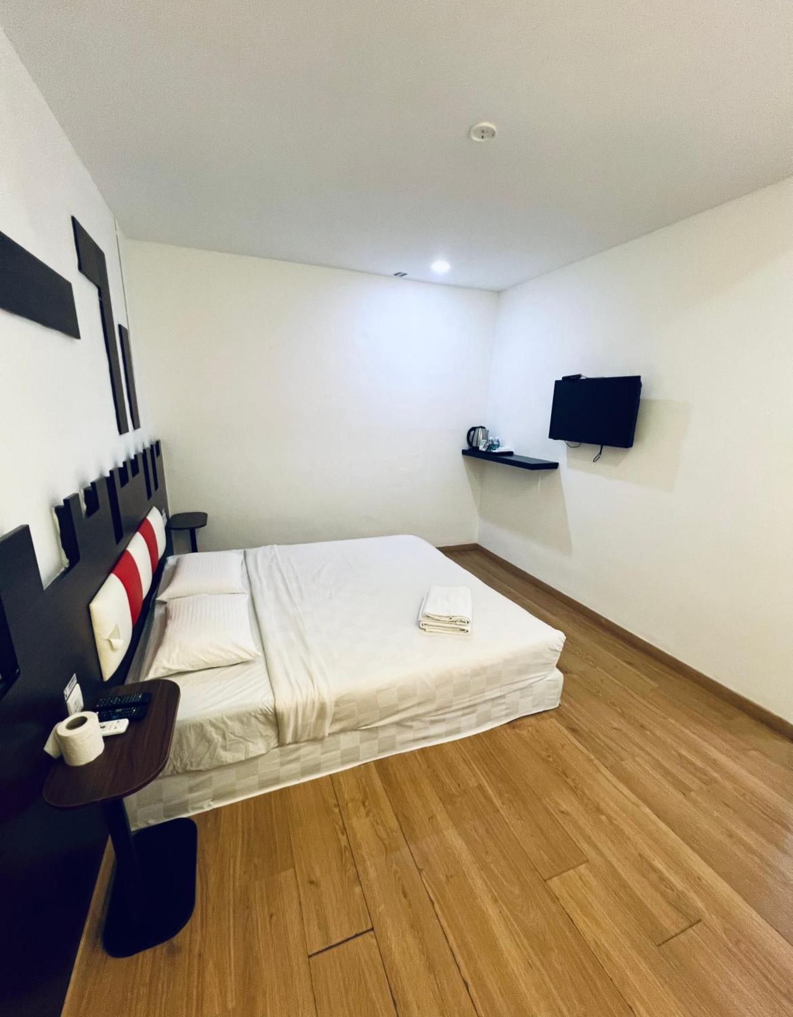 V Hotel Melaka ภายนอก รูปภาพ