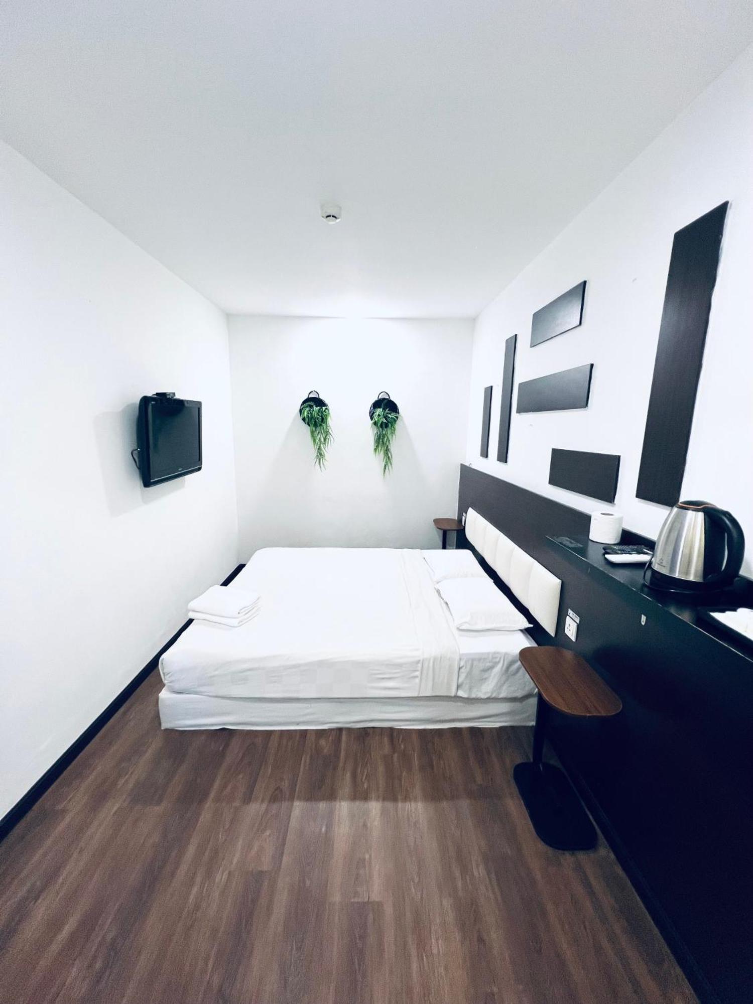 V Hotel Melaka ภายนอก รูปภาพ